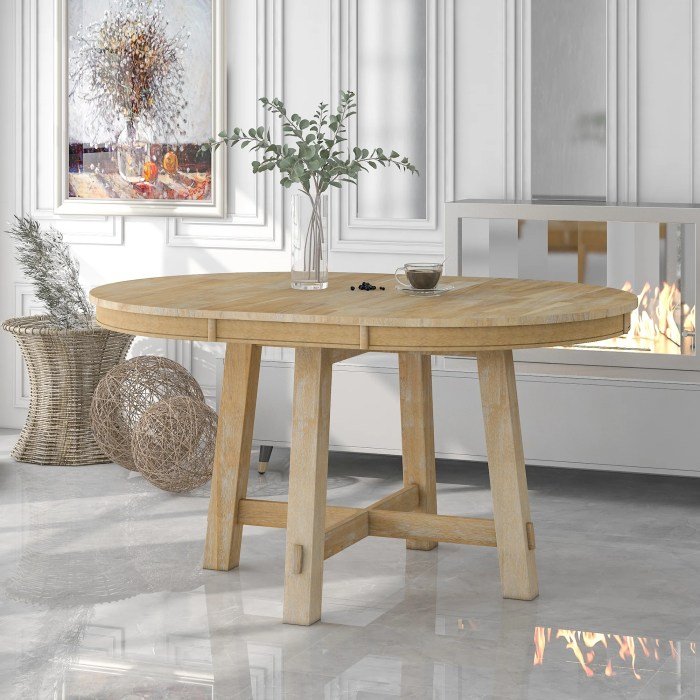 Extendable solid wood dining table